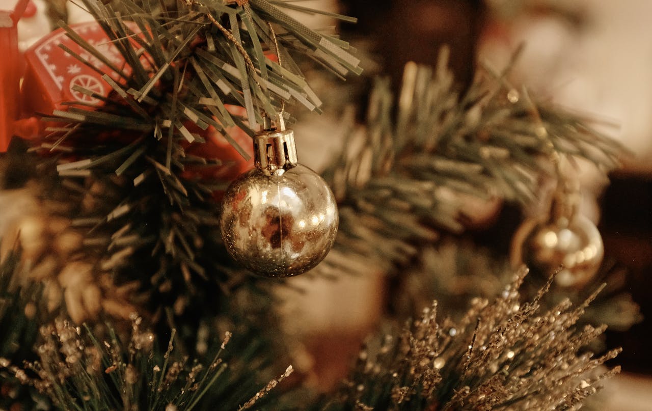 Mastering the First Impression: Your intriguing post title goes here Free stock photo of christmas decor, christmas decoration, christmas ornament